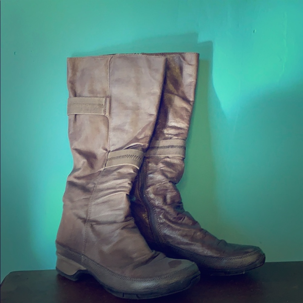 Gray Miz Mooz Boots